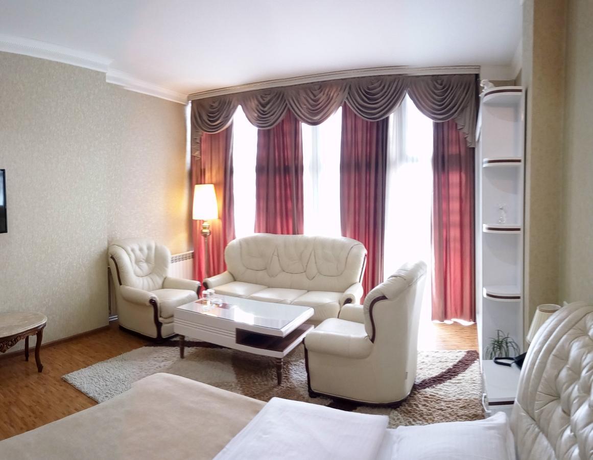 Hotel Agava Tbilisi ภายนอก รูปภาพ